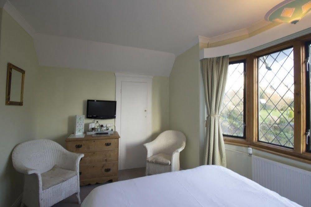 Fern Lodge Guesthouse Hythe  Exteriör bild