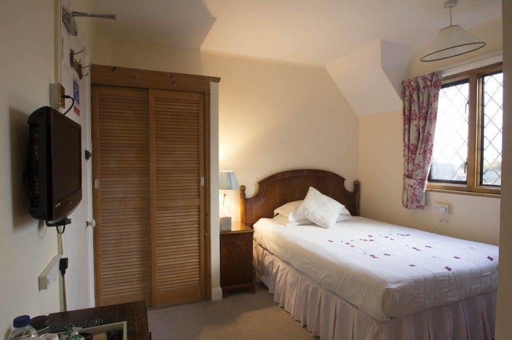 Fern Lodge Guesthouse Hythe  Exteriör bild